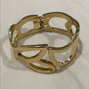 Gold bracelet